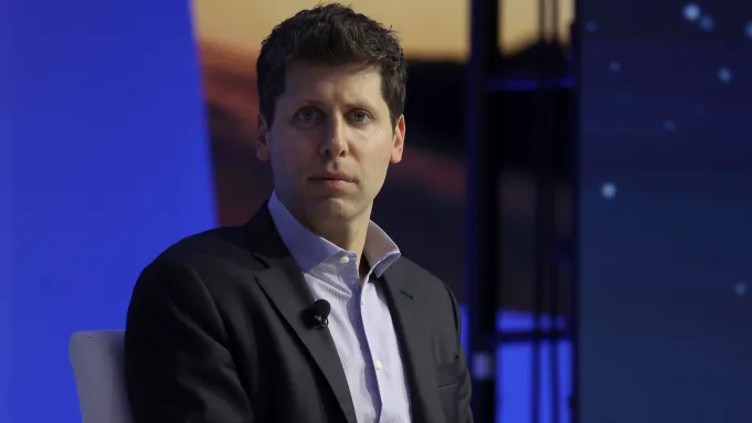 Sam Altman bị sa thải khỏi vị trí CEO của OpenAI