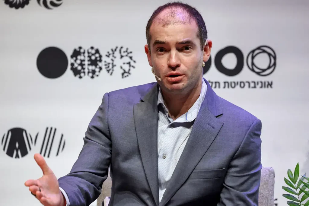 Ilya Sutskever, cha đẻ OpenAI, thành lập công ty AI “siêu thông minh an toàn”