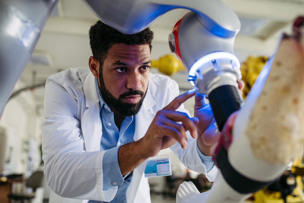 Khai phá tiềm năng của AI trong chuyển đổi y học